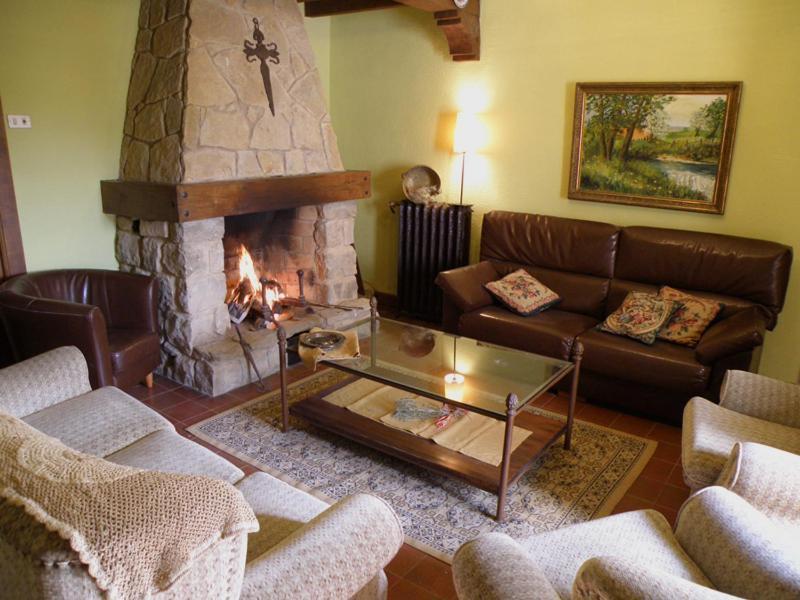 Casa Rural Ulibarri Allo Bagian luar foto